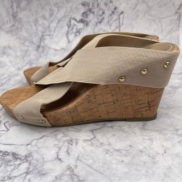 Madden Girl, Cork Wedge Sandals. Size 10. 1” Platform 4.5” Wedge. - Picture 2 of 7